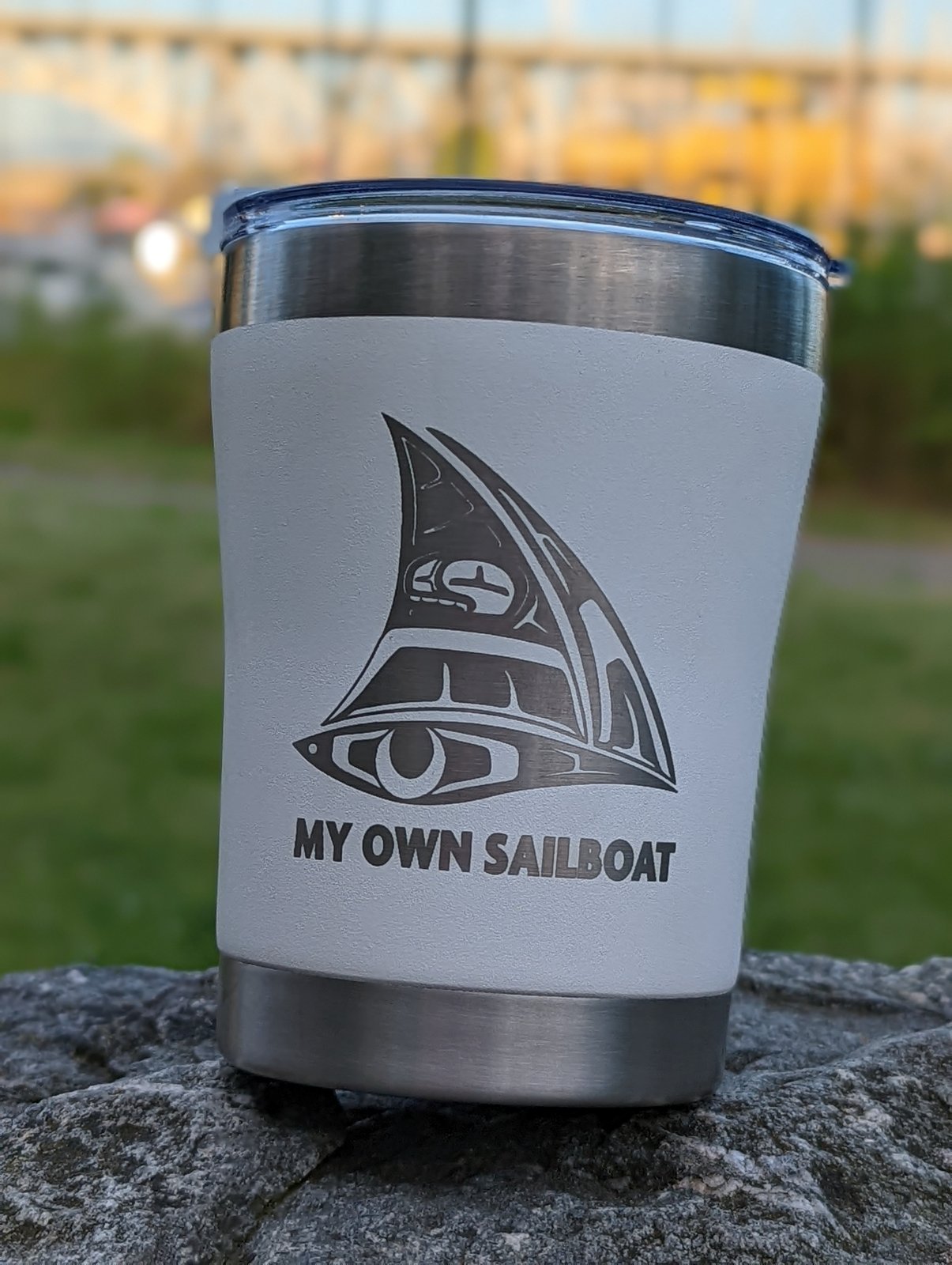 MOS Duvín Wine Tumbler — White colorway — MOS Orca Series sailing gear